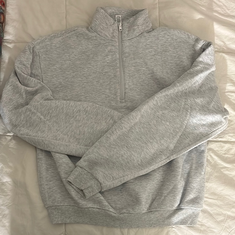 SKIMS white grey quarter zip
